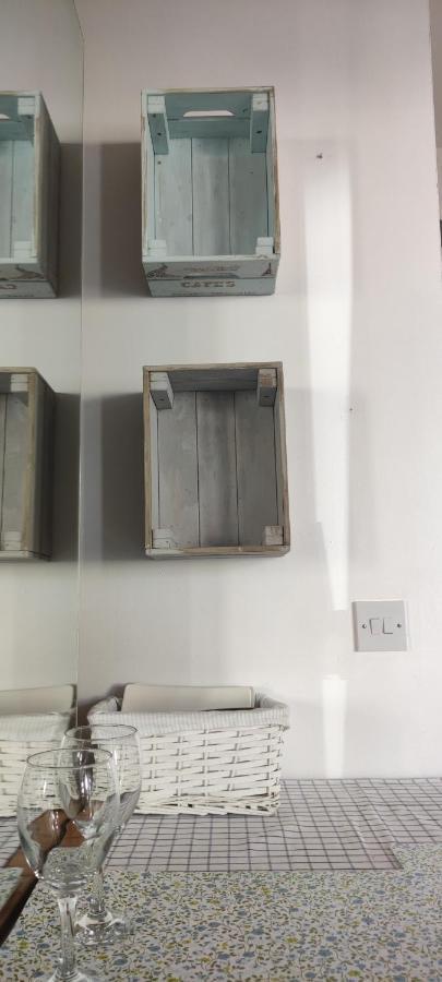 Joanna'S Studio , Key Locker By Whatsapp Own Entrance, Own Bathroom Youghal Zewnętrze zdjęcie