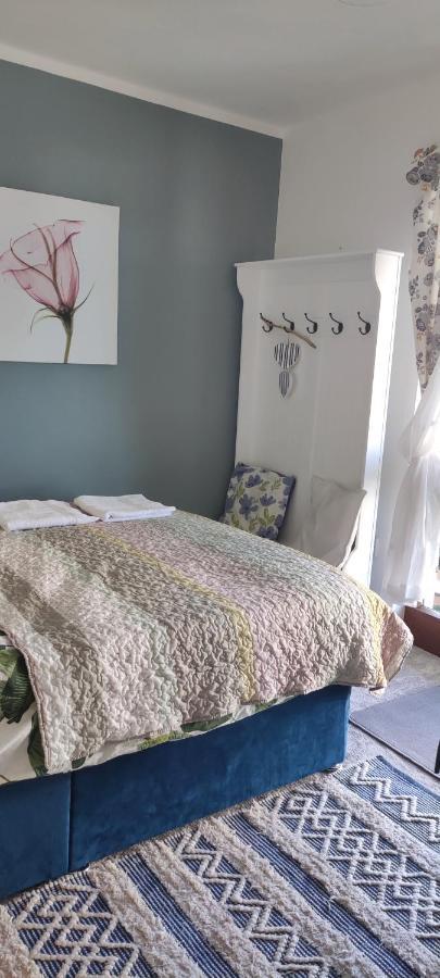 Joanna'S Studio , Key Locker By Whatsapp Own Entrance, Own Bathroom Youghal Zewnętrze zdjęcie